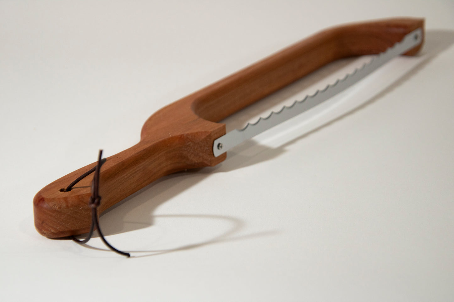 Bread Knife Cherry
